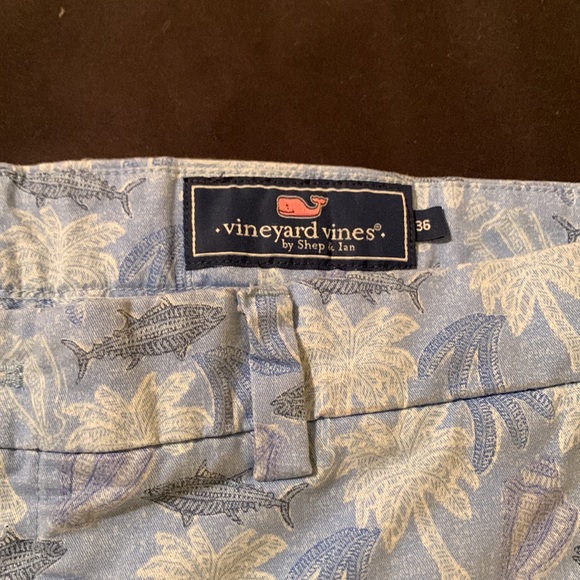 Vineyard Vines Bermuda Shorts - Picture 2 of 3